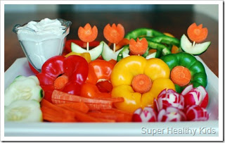 flower-shaped-vegetable-tray_thumb_superhealthykids